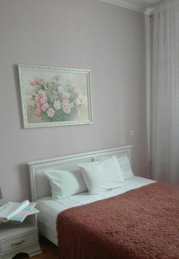 Apartment On Lenina 9 Minszk Kültér fotó